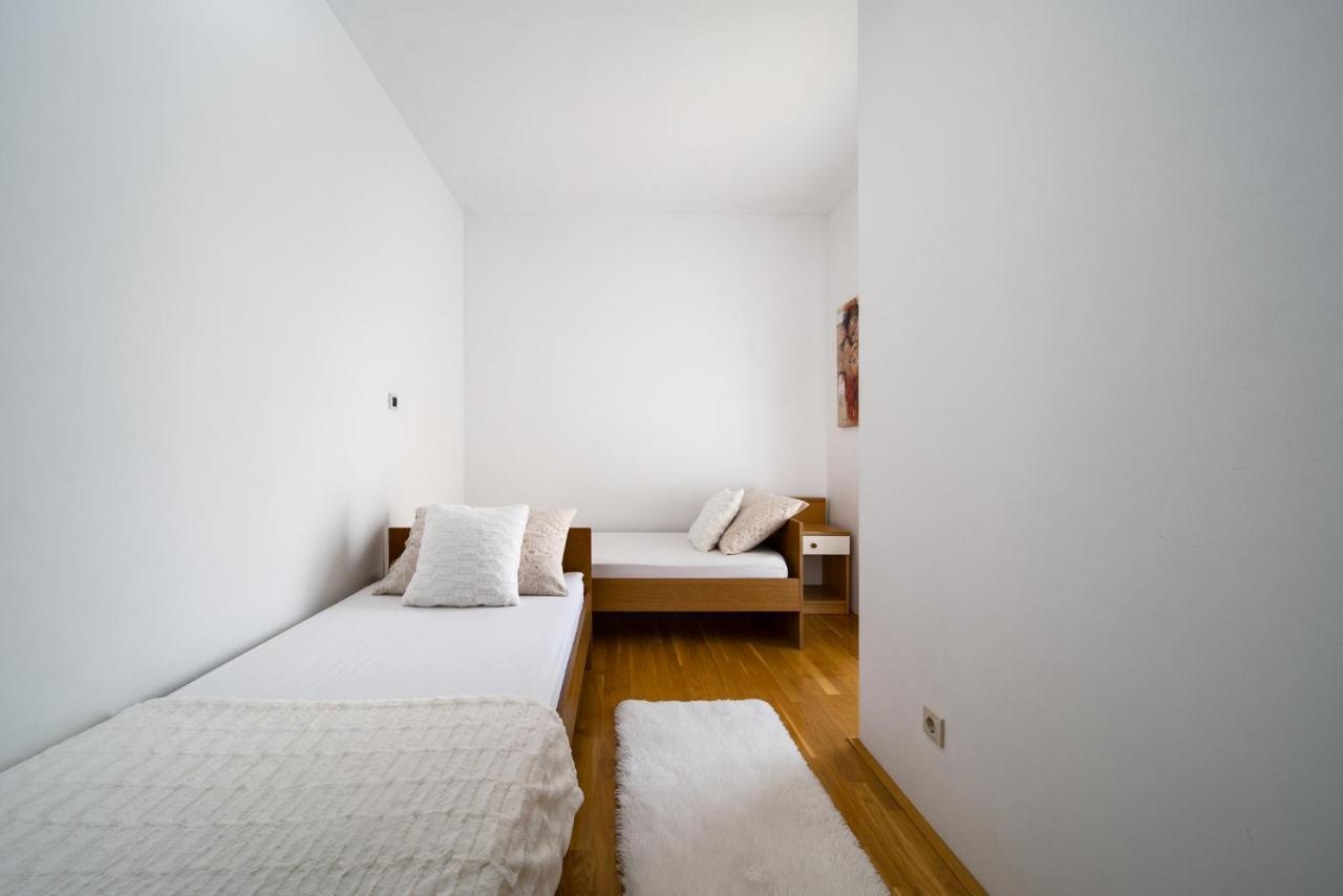 Apartment Toma Podstrana Exterior foto
